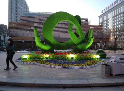 大型春字仿真綠雕我廠制作的效果好 四川成都綠雕廠